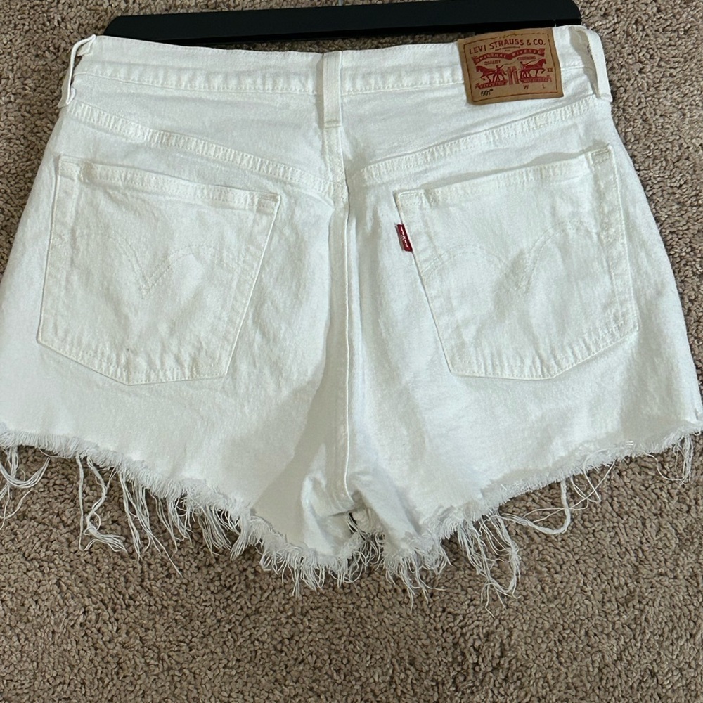 Levi’s 501 shorts white size 30